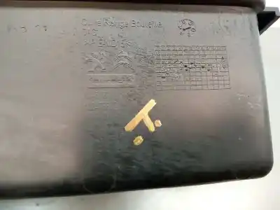 Автозапчастина б/у бардачок для citroen c4 picasso feel посилання на oem iam 1224788xz  