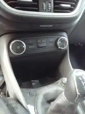 Pezzo di ricambio per auto di seconda mano controllo climatico per ford fiesta (ce1) trend riferimenti oem iam 