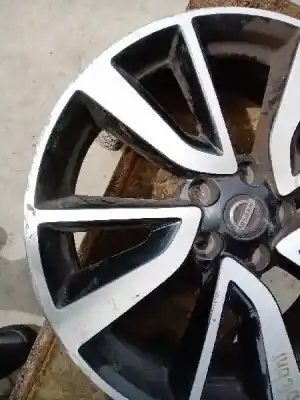 Pièce détachée automobile d'occasion jante pour nissan qashqai (j11) tekna premium références oem iam 7jx19 ch4 et40  
