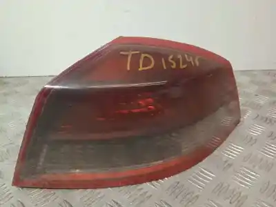 Second-hand car spare part right tailgate light for renault vel satis (bj0) 2.2 dci turbodiesel oem iam references 8200384032  8200014360