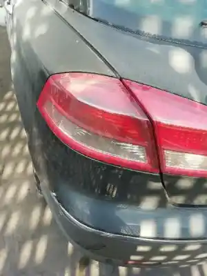 Second-hand car spare part left tailgate light for renault vel satis (bj0) 2.2 dci turbodiesel oem iam references 8200384031