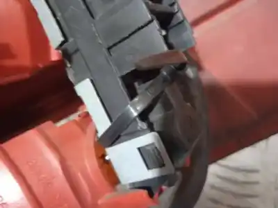 Second-hand car spare part left tailgate light for renault vel satis (bj0) 2.2 dci turbodiesel oem iam references 8200384031  8200014539