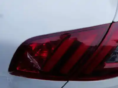 Tweedehands auto-onderdeel achterlampje rechts binnen voor peugeot 308 business line 130 oem iam-referenties 9677818280