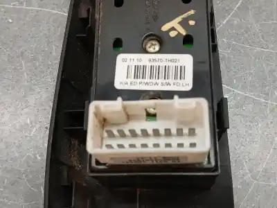 Peça sobressalente para automóvel em segunda mão botão / interruptor elevador vidro dianteiro esquerdo por kia pro_cee´d drive referências oem iam 935701h021  2 teclas