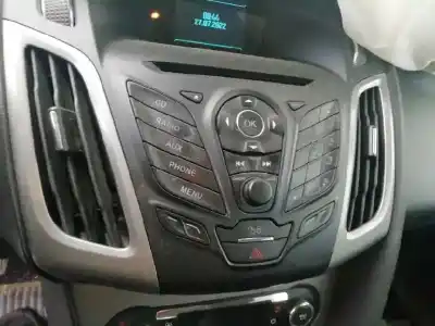 Peça sobressalente para automóvel em segunda mão sistema de áudio / rádio cd por ford focus lim. (cb8) 1.6 tdci cat referências oem iam bm5t18k811ba