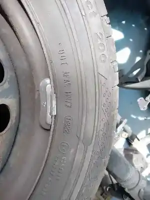 Pièce détachée automobile d'occasion pneu pour fiat doblo cargo basis kasten références oem iam 195-65-15 95t  