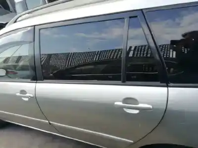 İkinci el araba yedek parçası arka sol kapi için toyota corolla familiar (e12) 2.0 d-4d sol oem iam referansları 