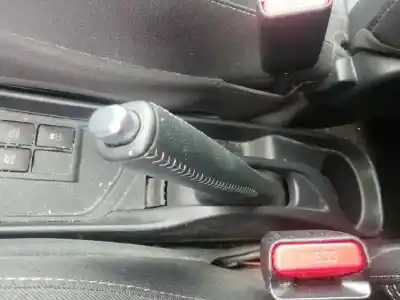 Автозапчасти б/у рычаг ручного тормоза за toyota yaris hybrid active ссылки oem iam 