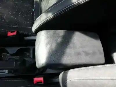 Tweedehands auto-onderdeel midden armsteun voor ford ecosport (cr6) trend+ oem iam-referenties 