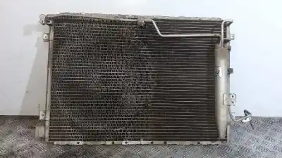 Pezzo di ricambio per auto di seconda mano CONDENSATORE / RADIATORE ARIA CONDIZIONATA per KIA SORENTO I (JC)  Riferimenti OEM IAM D301730310  
