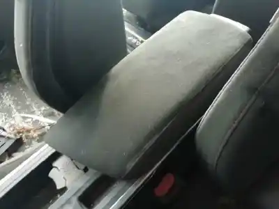 Автозапчасти б/у центральный подлокотник за renault megane iv berlina 5p r.s. trophy ссылки oem iam 969109180