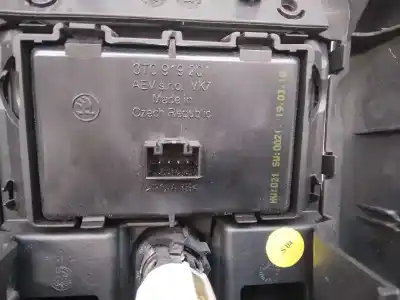 Автозапчасти б/у многофункциональный дисплей за skoda superb combi (3t5) active ссылки oem iam 3t0919201  