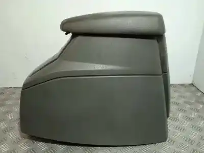 Second-hand car spare part center armrest for ssangyong rodius 2.7 turbodiesel cat oem iam references   
