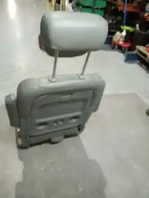 Second-hand car spare part rear left seat for ssangyong rodius 2.7 turbodiesel cat oem iam references   