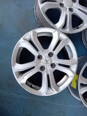 Pièce détachée automobile d'occasion jeu de jantes pour peugeot 208 allure références oem iam 6.0jx16 ch4 et23  