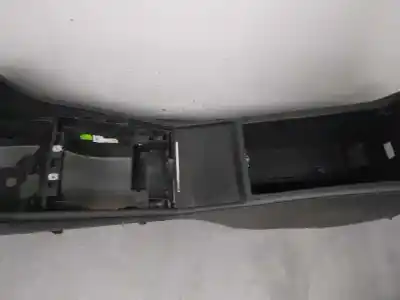 Автозапчасти б/у центральный подлокотник за skoda superb (3v3) ambition ссылки oem iam 3v1880492  