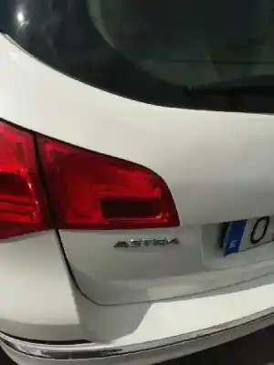 Peça sobressalente para automóvel em segunda mão farolim interior traseiro esquerdo por opel astra j sports tourer selective referências oem iam 366900804