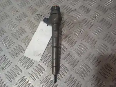 Pezzo di ricambio per auto di seconda mano INIETTORE per VOLKSWAGEN POLO V (6R1, 6C1)  Riferimenti OEM IAM 0445110475  04L130277E