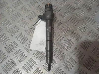 Pezzo di ricambio per auto di seconda mano INIETTORE per VOLKSWAGEN POLO V (6R1, 6C1)  Riferimenti OEM IAM 0445110475  04L130277E