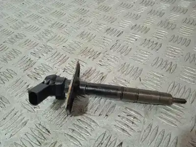 İkinci el araba yedek parçası enjektör için seat exeo berlina (3r2) 2.0 tdi oem iam referansları 03l130277  