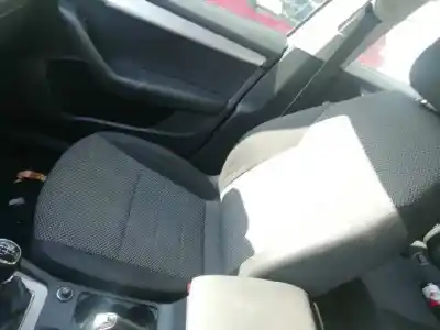 Автозапчастина б/у передне праве сиділо для skoda octavia combi (5e5) 1.6 tdi dpf посилання на oem iam 