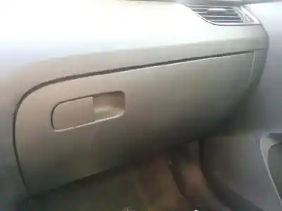 Автозапчастина б/у бардачок для skoda octavia combi (5e5) 1.6 tdi dpf посилання на oem iam 