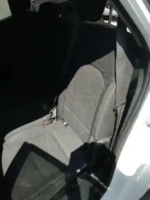 Автозапчасти б/у заднее левое сидение за kia carens ( ) basic ссылки oem iam 