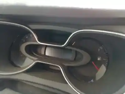 Peça sobressalente para automóvel em segunda mão quadrante por renault captur zen referências oem iam 248103499r  