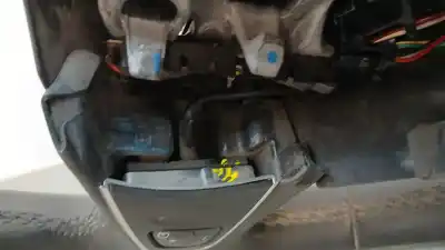 Peça sobressalente para automóvel em segunda mão volante por renault captur zen referências oem iam 484000110r  