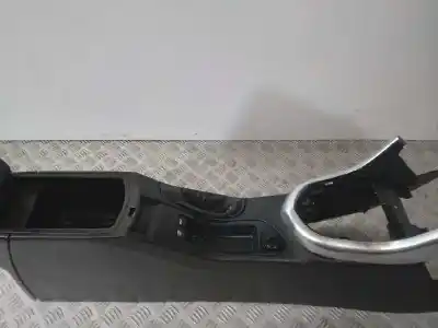 Pièce détachée automobile d'occasion accoudoir central pour peugeot 308 cc (2009) sport références oem iam 9683940377  