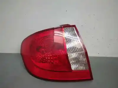 Peça sobressalente para automóvel em segunda mão farolim traseiro esquerdo por hyundai getz (tb) 1.1 gl referências oem iam 924011c5xx