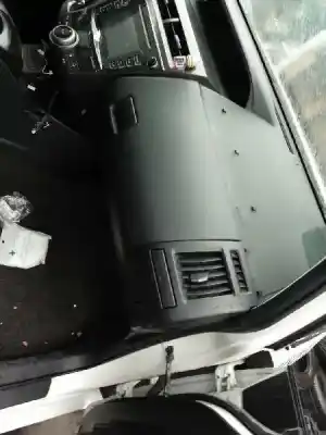 Автозапчастина б/у бардачок для toyota prius (nhw30) plug-in hybrid advance посилання на oem iam 5545947019  