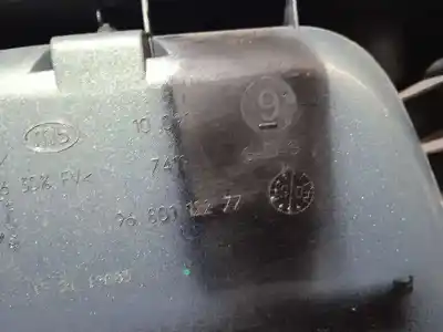 Pièce détachée automobile d'occasion poignée de porte avant gauche pour peugeot 1007 dolce références oem iam 9680112277  