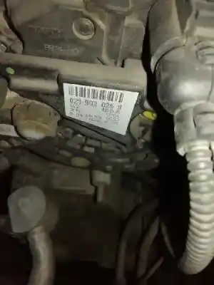 Автозапчастина б/у генератор для volkswagen touareg (7la, 7l6, 7l7) 3.2 v6 посилання на oem iam 021903026b 180ah 0124615026