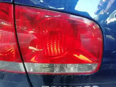 Автозапчасти б/у внутренний левый задний фонарь за volkswagen touareg (7la, 7l6, 7l7) 3.2 v6 ссылки oem iam 7l6945093h Автозапчасти б/у внутренний левый задний фонарь за volkswagen touareg (7la, 7l6, 7l7) 3.2 v6 ссылки oem iam 7l6945093h