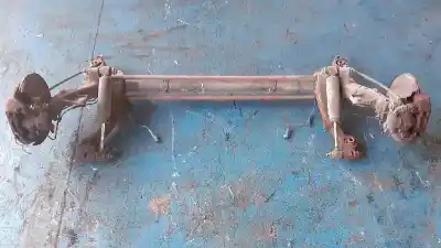 Gebrauchtes Autoersatzteil hinterachse zum peugeot 206 cc cc oem-iam-referenzen   