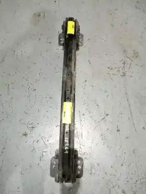 Pezzo di ricambio per auto di seconda mano RINFORZO PARAURTI ANTERIORE per MAZDA 2 BERLINA (DY)  Riferimenti OEM IAM   