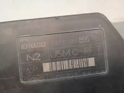 Pièce détachée automobile d'occasion boitier fusible bsm pour renault megane ii familiar authentique références oem iam 8200481866  