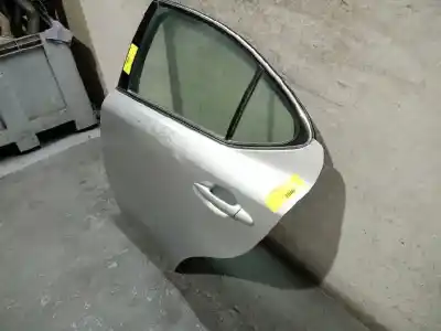Автозапчасти б/у задняя левая дверь за lexus is200 (ds2/is2) 2.2 d-cat ссылки oem iam   