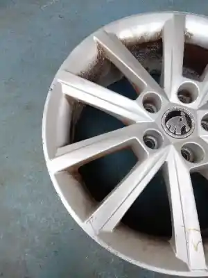 Автозапчастина б/у шина для skoda octavia combi (5e5) 1.6 tdi dpf посилання на oem iam 7jx17 h2 et49  