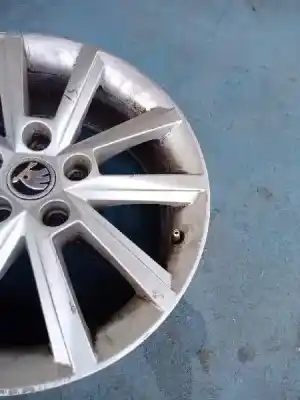Автозапчастина б/у шина для skoda octavia combi (5e5) 1.6 tdi dpf посилання на oem iam 7jx17 h2 et49  