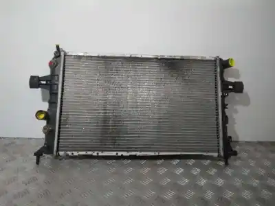 Gebrauchtes Autoersatzteil wasserradiator zum opel zafira a monospace (t98) 2.0 dti 16v (f75) oem-iam-referenzen   