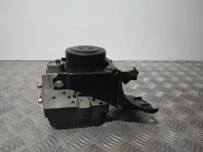 Pezzo di ricambio per auto di seconda mano abs per toyota rav 4 iii (_a3_) 2.2 d 4wd (ala30_) riferimenti oem iam 4454042100  