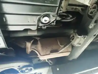 Second-hand car spare part front center transmission for volkswagen touareg (7la, 7l6, 7l7) 3.2 v6 oem iam references 7l0521101a   Second-hand car spare part front center transmission for volkswagen touareg (7la, 7l6, 7l7) 3.2 v6 oem iam references 7l0521101a