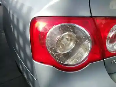 Pezzo di ricambio per auto di seconda mano LAMPADA POSTERIORE SINISTRA per VOLKSWAGEN PASSAT BERLINA (3C2)  Riferimenti OEM IAM 3C5945095C  