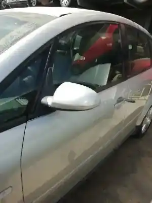 Second-hand car spare part left front door for audi a2 (8z) 1.4 tdi oem iam references 8z0831051