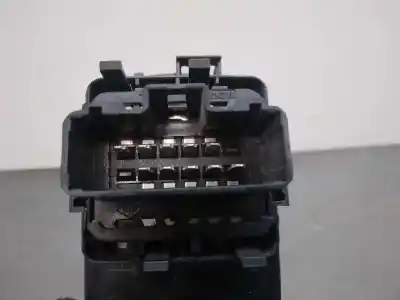 Second-hand car spare part left front power window switch for renault master kipper l2h1 3.5t oem iam references   2 teclas