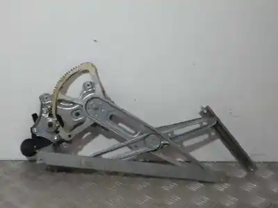 Pièce détachée automobile d'occasion léve glace avant droit pour toyota yaris (ksp9/scp9/nlp9) 1.3 cat références oem iam 857100d100  