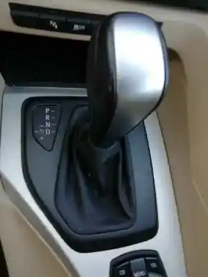 Peça sobressalente para automóvel em segunda mão alavanca de velocidades por bmw x1 (e84) xdrive 18d referências oem iam 