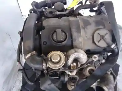 Pezzo di ricambio per auto di seconda mano motore completo per volkswagen passat berlina (3b3) 1.9 tdi riferimenti oem iam avb  